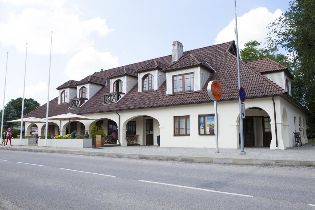 Hotel Liilia Käina Εξωτερικό φωτογραφία