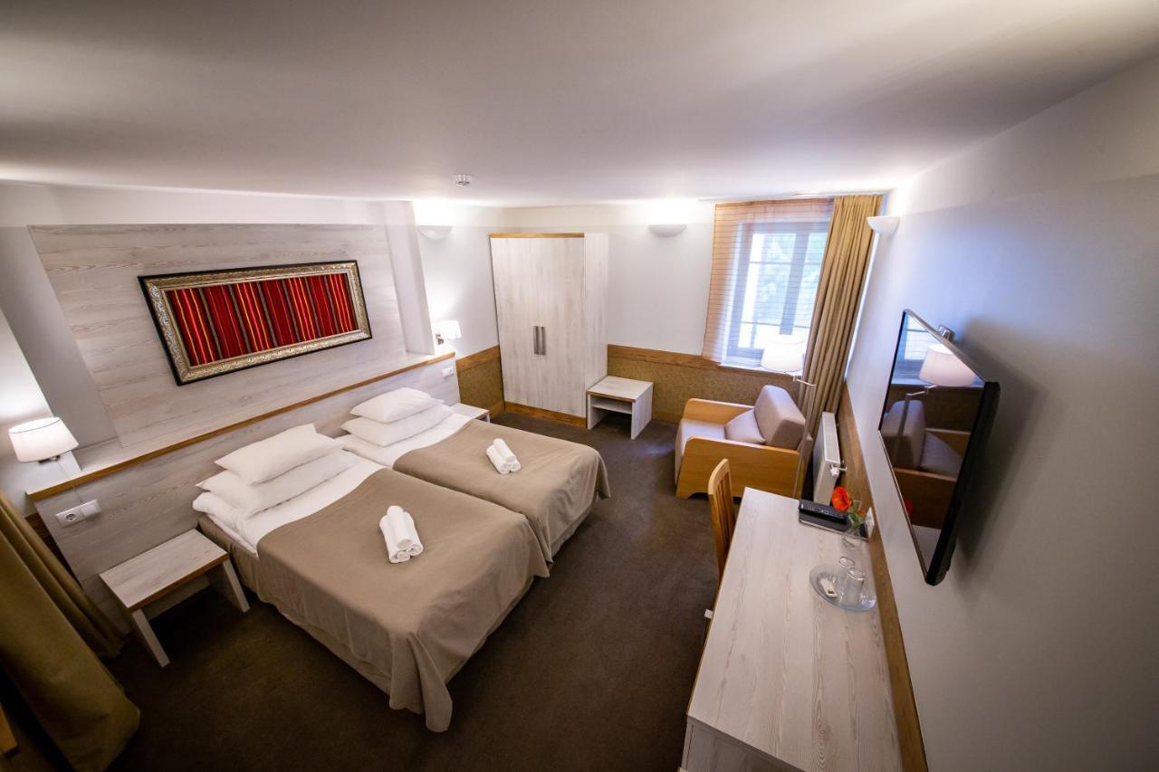 Hotel Liilia Käina Εξωτερικό φωτογραφία